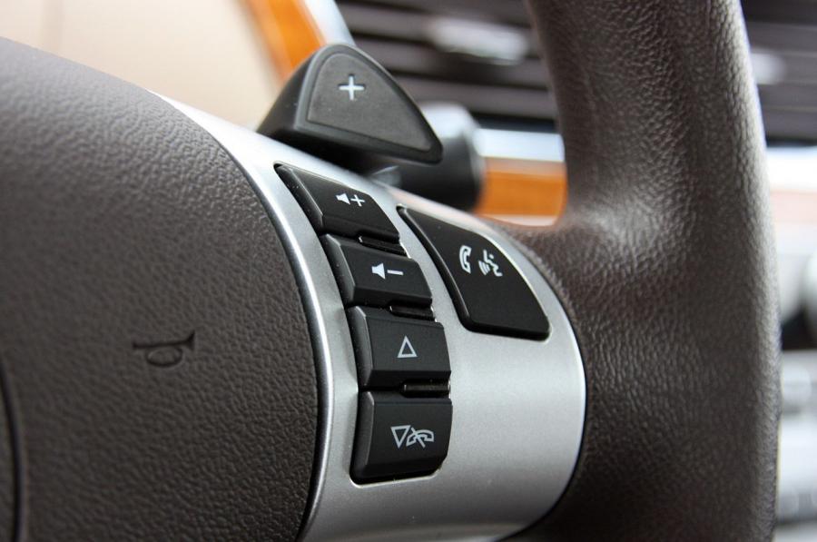  Chevrolet Malibu 2010 года  (фото 18 из 38)